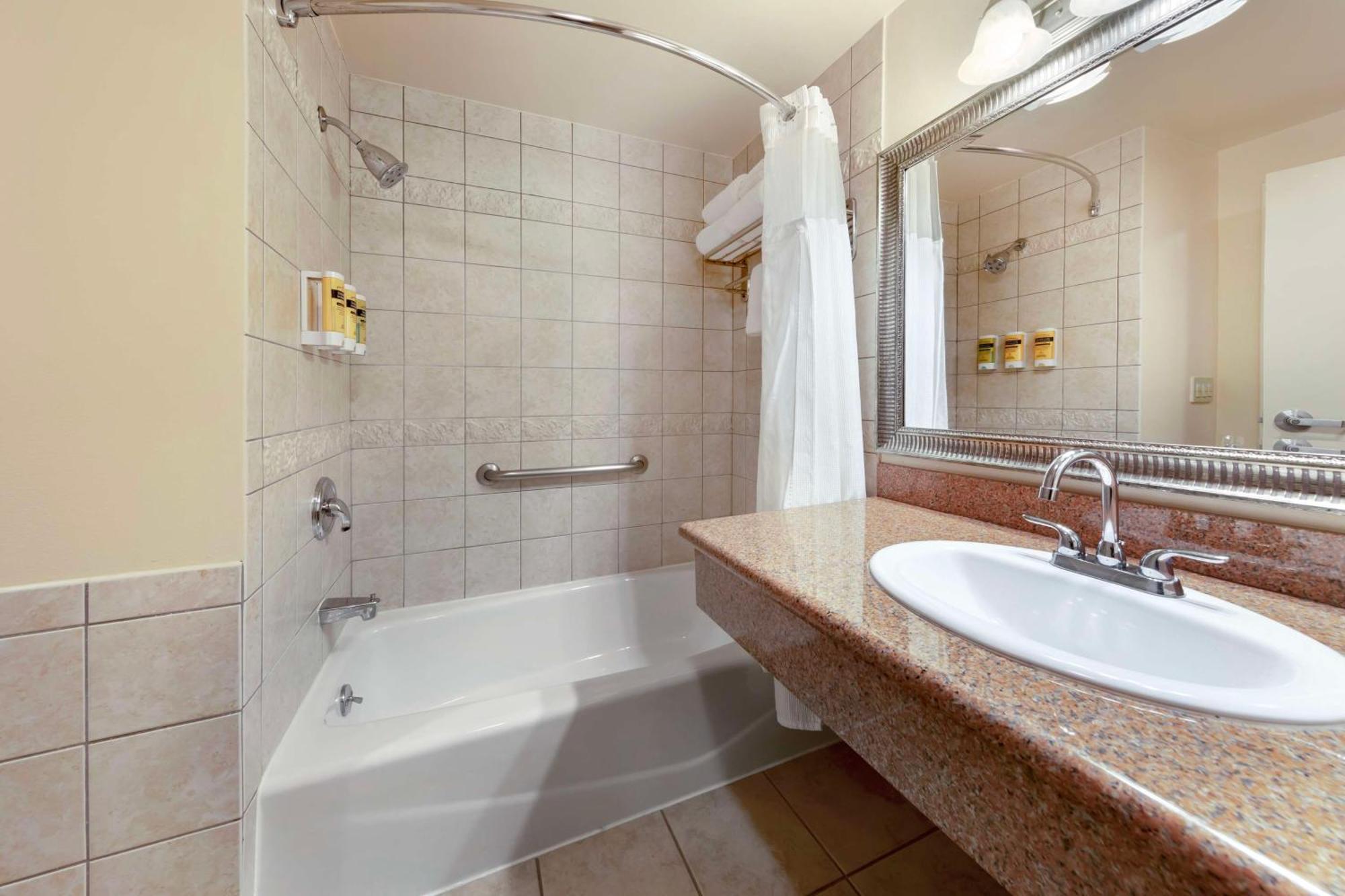 Best Western Plus Country Park Hotel Tehachapi Zewnętrze zdjęcie