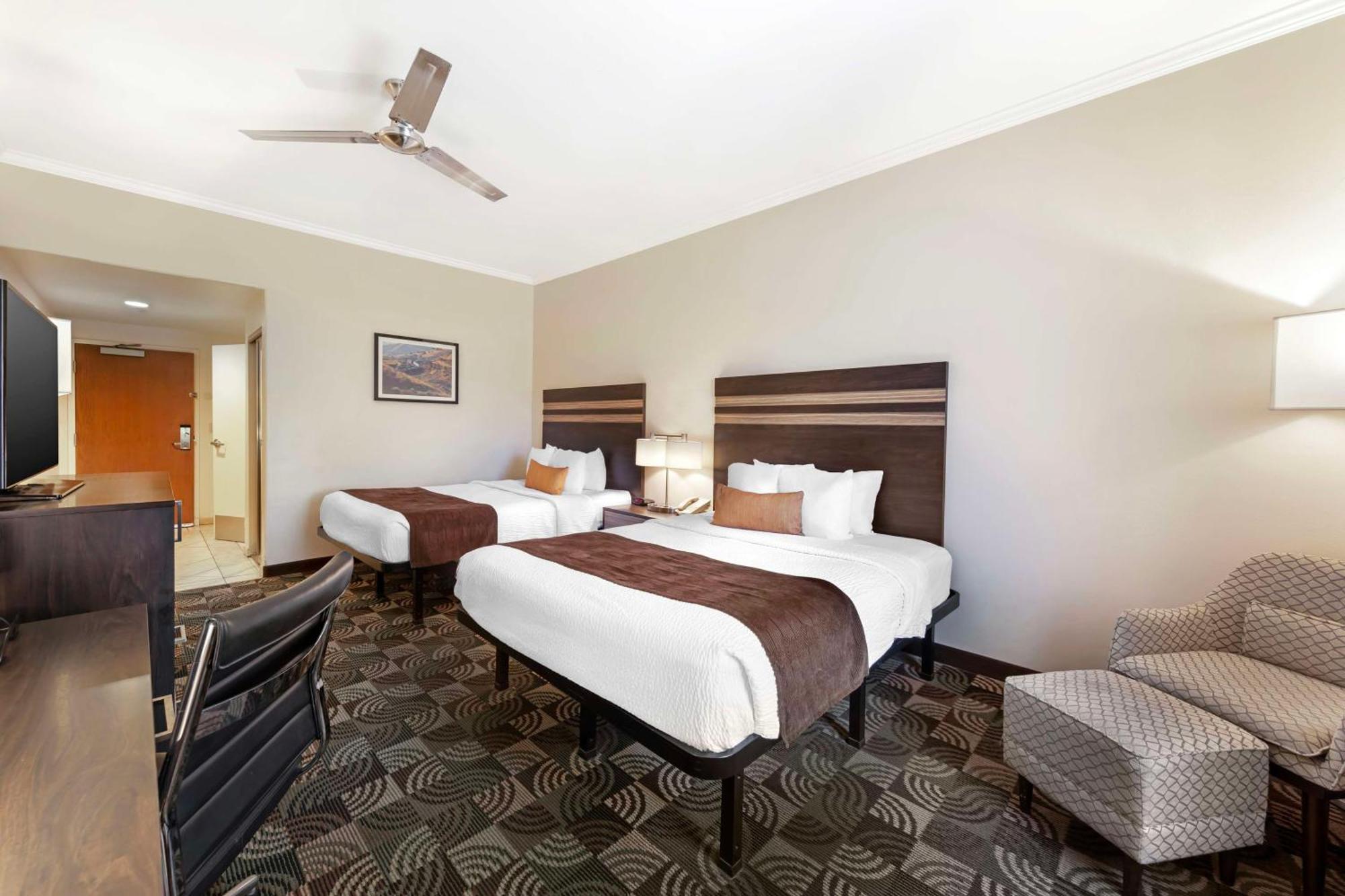 Best Western Plus Country Park Hotel Tehachapi Zewnętrze zdjęcie